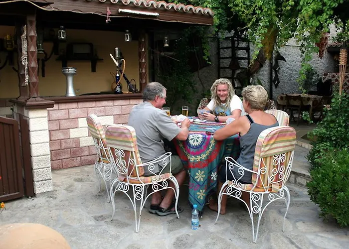 Tuncay بيت ضيافة سلجوك